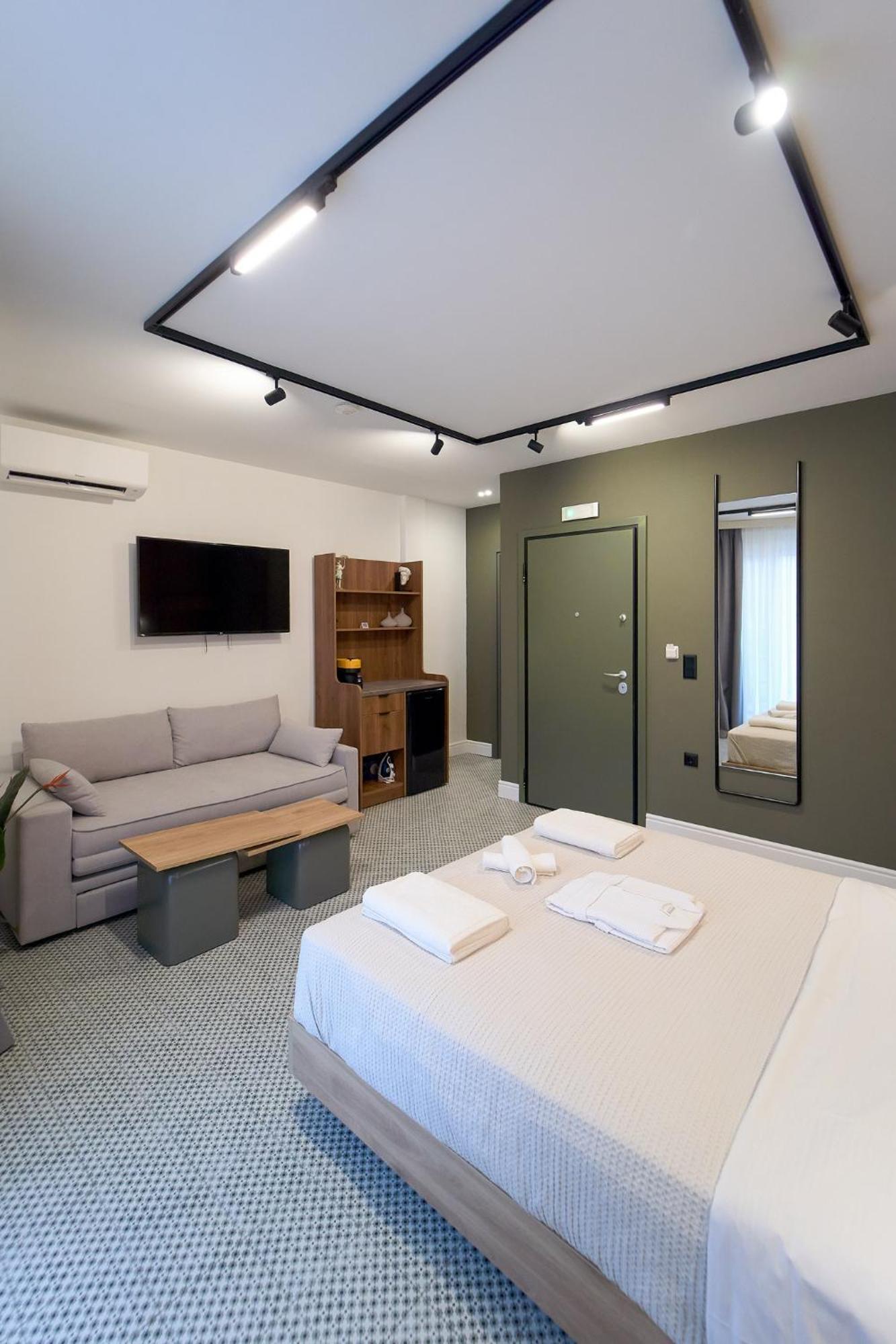 Xanthi Polis City Center With Private Parking Екстериор снимка